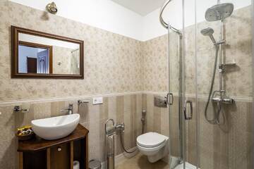 Фотографии Отель Mini-Hotel Guest House Inn Lviv г. Львов (Украина) №2 Фото Отель Mini-Hotel Guest House Inn Lviv г. Львов 2