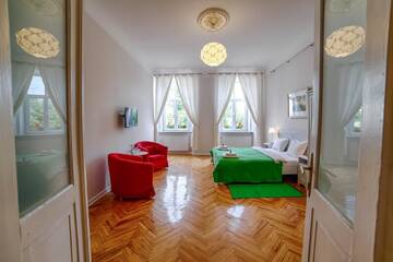 Фотографии Гостевой дом On The Square Guesthouse г. Львов (Украина) №2 Фото Гостевой дом On The Square Guesthouse г. Львов 2