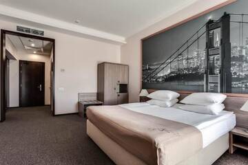 Фотографии Отель Rius Hotel г. Львов (Украина) №5 Фото Отель Rius Hotel г. Львов 5