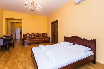 Фотографии Апартаменты Avangard Qn Romana Apartment г. Львов (Украина) №4 Фото Апартаменты Avangard Qn Romana Apartment г. Львов 4