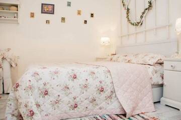 Фотографии Апартаменты Romantic Apartment on Rynok square with Air-Conditioning г. Львов (Украина) №1 Фото Апартаменты Romantic Apartment on Rynok square with Air-Conditioning г. Львов 1