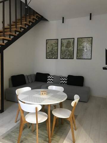 Фотографии Апартаменты Two level appartment in the centre of Lviv г. Львов (Украина) №5 Фото Апартаменты Two level appartment in the centre of Lviv г. Львов 5