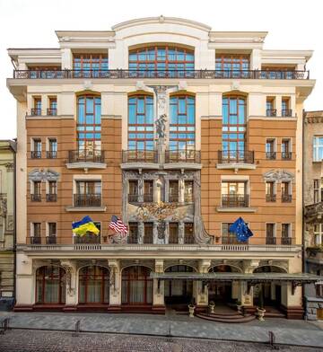 Фотографии Отель Nobilis Hotel г. Львов (Украина) №1 Фото Отель Nobilis Hotel г. Львов 1