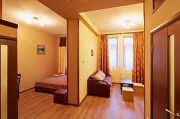 Фотографии Апартаменты Apartment on Lychakivska 6-A г. Львов (Украина) №1 Фото Апартаменты Apartment on Lychakivska 6-A г. Львов 1