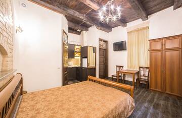 Фотографии Апартаменты Apartment on Valova 16-2- 2 minutes to Market Square г. Львов (Украина) №4 Фото Апартаменты Apartment on Valova 16-2- 2 minutes to Market Square г. Львов 4