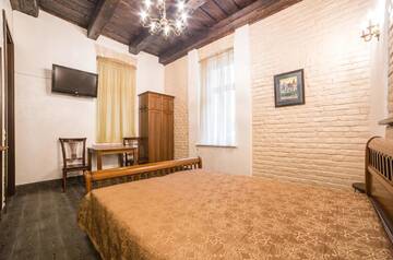 Фотографии Апартаменты Apartment on Valova 16-2- 2 minutes to Market Square г. Львов (Украина) №3 Фото Апартаменты Apartment on Valova 16-2- 2 minutes to Market Square г. Львов 3