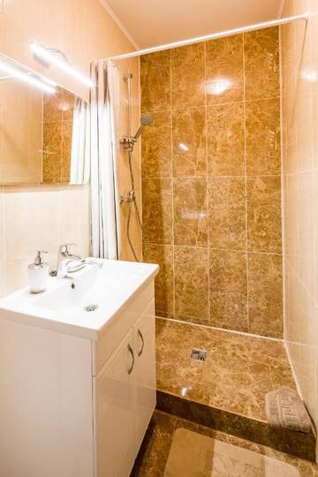 Фотографии Апартаменты OnLviv Apartments Teatralna 23 г. Львов (Украина) №5 Фото Апартаменты OnLviv Apartments Teatralna 23 г. Львов 5