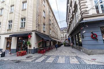 Фотографии Апартаменты Lviv Apartments "Golden Rose" Historic City Center г. Львов (Украина) №1 Фото Апартаменты Lviv Apartments "Golden Rose" Historic City Center г. Львов 1