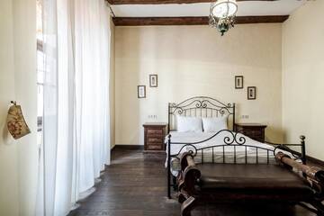 Фотографии Апартаменты Old jewish street apartment г. Львов (Украина) №2 Фото Апартаменты Old jewish street apartment г. Львов 2