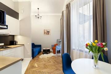 Фотографии Апартаменты Chopin Apartment in the center of Lviv г. Львов (Украина) №4 Фото Апартаменты Chopin Apartment in the center of Lviv г. Львов 4