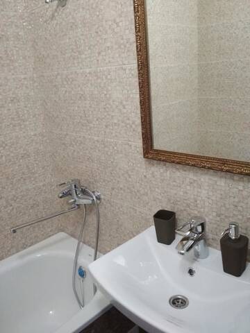 Фотографии Апартаменты New Apartment near Airport with 2 Isolated Bedrooms г. Львов (Украина) №5 Фото Апартаменты New Apartment near Airport with 2 Isolated Bedrooms г. Львов 5