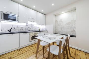 Фотографии Апартаменты InLvivApartment on Knyazya Romana г. Львов (Украина) №2 Фото Апартаменты InLvivApartment on Knyazya Romana г. Львов 2
