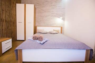 Фотографии Апартаменты Apartment on Svobody avenue 22/17a г. Львов (Украина) №2 Фото Апартаменты Apartment on Svobody avenue 22/17a г. Львов 2