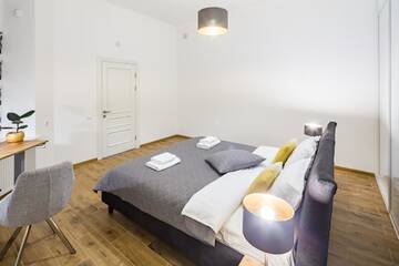 Фотографии Апартаменты New Large 2 Bedroom In Lviv Historic Centre г. Львов (Украина) №3 Фото Апартаменты New Large 2 Bedroom In Lviv Historic Centre г. Львов 3