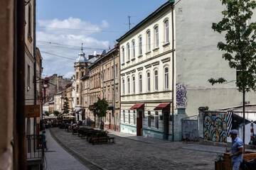 Фотографии Апартаменты Apartament on Lesya Ukrayinky г. Львов (Украина) №3 Фото Апартаменты Apartament on Lesya Ukrayinky г. Львов 3