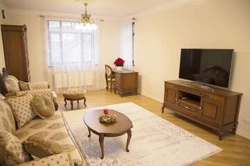 Фотографии Апартаменты GRAND CLASSIC APARTMENT г. Львов (Украина) №1 Фото Апартаменты GRAND CLASSIC APARTMENT г. Львов 1