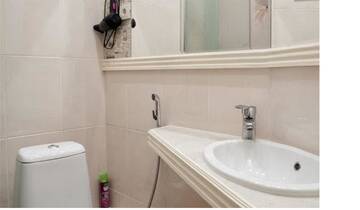 Фотографии Апартаменты Apartment near the Opera House 2 separate bedrooms for 4 guests г. Львов (Украина) №3 Фото Апартаменты Apartment near the Opera House 2 separate bedrooms for 4 guests г. Львов 3