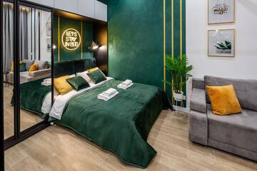 Фотографии Апартаменты Emerald Lux Apartment. LiveInLviv г. Львов (Украина) №2 Фото Апартаменты Emerald Lux Apartment. LiveInLviv г. Львов 2