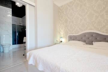 Фотографии Апартаменты Lux Classic Apartments г. Львов (Украина) №3 Фото Апартаменты Lux Classic Apartments г. Львов 3