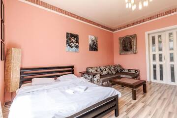 Фотографии Апартаменты Danylo Halytsky Apartment г. Львов (Украина) №2 Фото Апартаменты Danylo Halytsky Apartment г. Львов 2