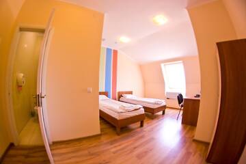 Фото номера Стандартный двухместный номер с 2 отдельными кроватями Отель Budget hotel Ekotel г. Львов 3