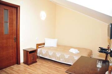 Фото номера Стандартный двухместный номер с 1 кроватью Отель Etna Hotel г. Львов 12