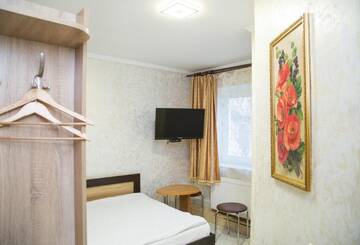 Фото номера Большой двухместный номер с 1 кроватью Отель Economy Express Voyage Lviv г. Львов 5