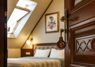 Фото номера Улучшенный двухместный номер с 1 кроватью Отель Villa Stanislavskyi Hotel г. Львов 2