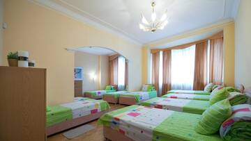 Фото номера Общий 10-местный номер для мужчин Хостелы Lviv Euro hostel г. Львов 2