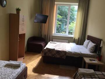 Фото номера Классический четырехместный номер Хостелы Lviv Euro hostel г. Львов 2