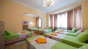 Фото номера Общий 10-местный номер для мужчин Хостелы Lviv Euro hostel г. Львов 6