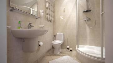 Фото номера Стандартный двухместный номер с 1 кроватью Хостелы Lviv Euro hostel г. Львов 5