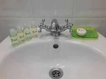 Фото номера Стандартный двухместный номер с 1 кроватью Гостевой дом On The Square Guesthouse г. Львов 43