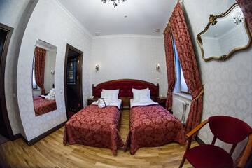 Фото номера Двухместный номер «Комфорт» с 2 отдельными кроватями Отель Saint Feder Boutique Hotel г. Львов 4
