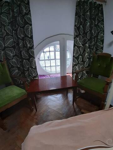 Фото номера Стандартный номер с кроватью размера &quot;queen-size&quot; Хостелы Art Hostel г. Львов 5