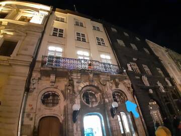 Фото номера Номер с кроватью размера «queen-size» и общей ванной комнатой Хостелы Art Hostel г. Львов 6
