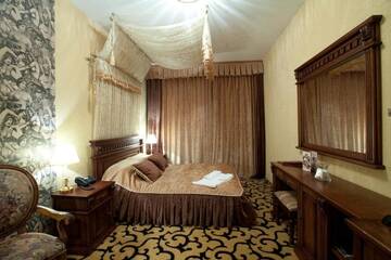Фото номера Полулюкс Отель Deluxe Hotel Kupava г. Львов 5
