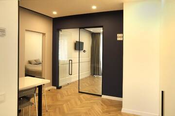 Фото номера Апартаменты с 2 спальнями - ул. Староеврейская, 16 Апартаменты Historical Centre Apartments г. Львов 36
