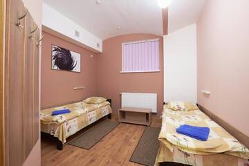 Фото номера Двухместный номер с 2 отдельными кроватями Хостелы Apart Comfort Plus г. Львов 2