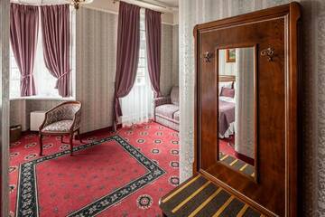 Фото номера Двухместный номер Делюкс с 1 кроватью и балконом Отель Hotel Atlas Deluxe г. Львов 9