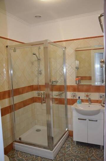 Фото номера Улучшенные апартаменты Апарт-отели ApartLviv Apartments г. Львов 18