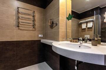 Фото номера Полулюкс Отель Rius Hotel г. Львов 7