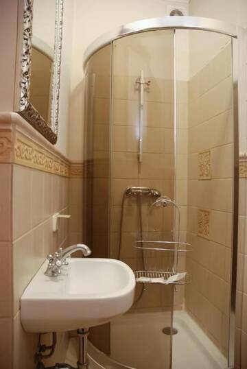Фото номера Апартаменты - Улица Дудаева, 6 Апартаменты Central Apartments Lviv г. Львов 29