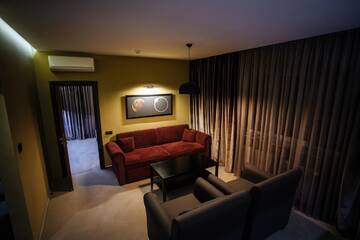 Фото номера Люкс Отель LH Hotel &amp; SPA г. Львов 3