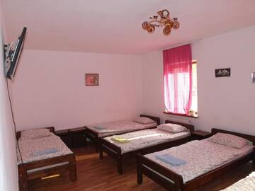 Фото номера Кровать в общем 6-местном номере Хостелы Hostel Sunset Lviv г. Львов 6