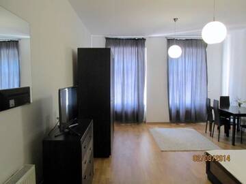 Фото номера Апартаменты - Проспект Свободы, 41T Апартаменты Apartment in the centre of Lviv г. Львов 3