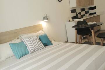 Фото номера Апартаменты-студио Апартаменты Apartment in the centre of Lviv г. Львов 8