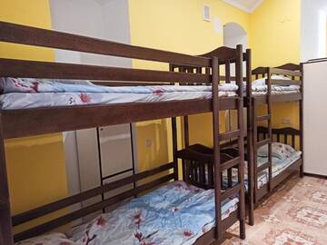 Фото номера Односпальная кровать в общем номере для мужчин и женщин Хостелы PANORAMI Сenter г. Львов 13