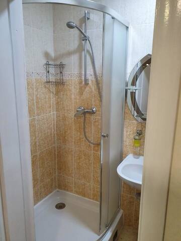 Фото номера Апартаменты с 2 спальнями Апартаменты Holiday Rest House г. Львов 18