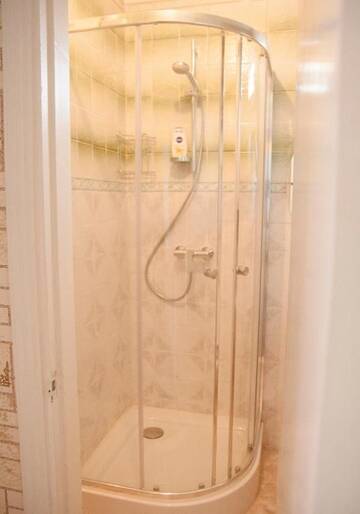 Фото номера Апартаменты с 2 спальнями Апартаменты Holiday Rest House г. Львов 32